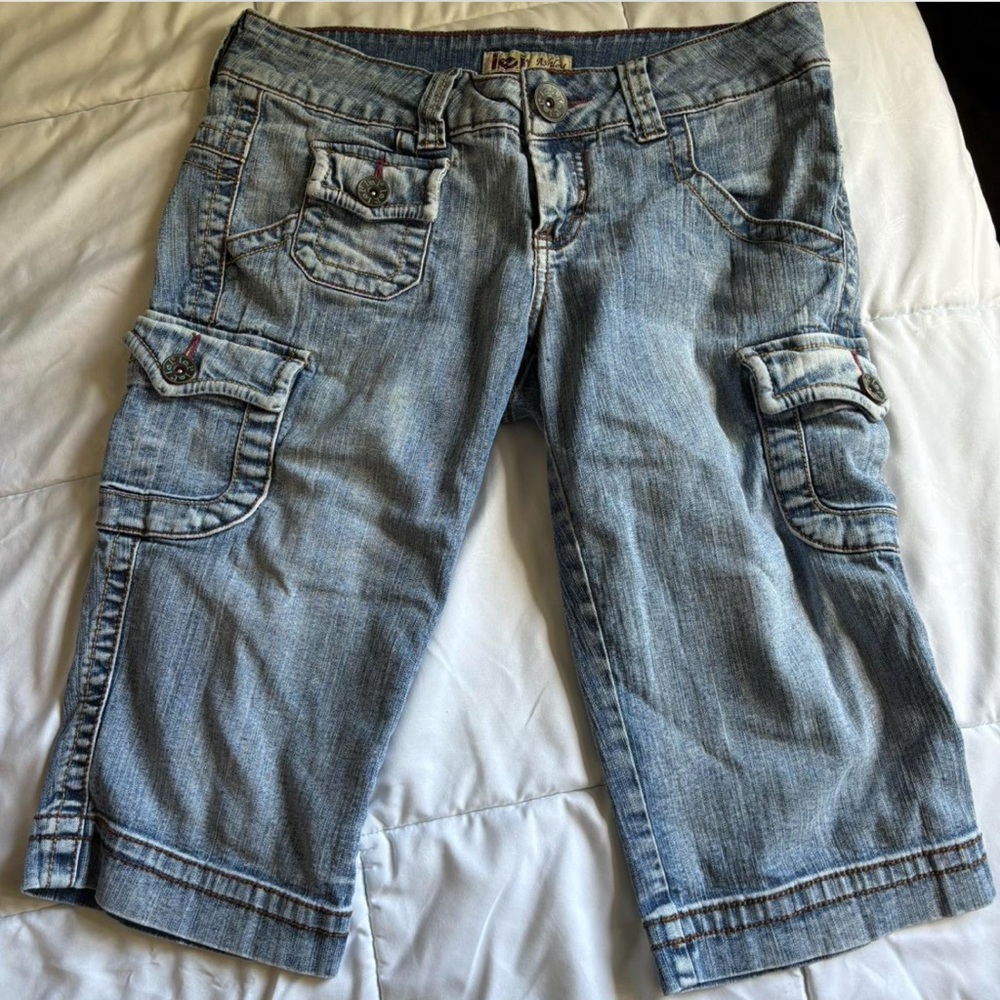 Vintage Y2K L.E.I Denim Cargo Short